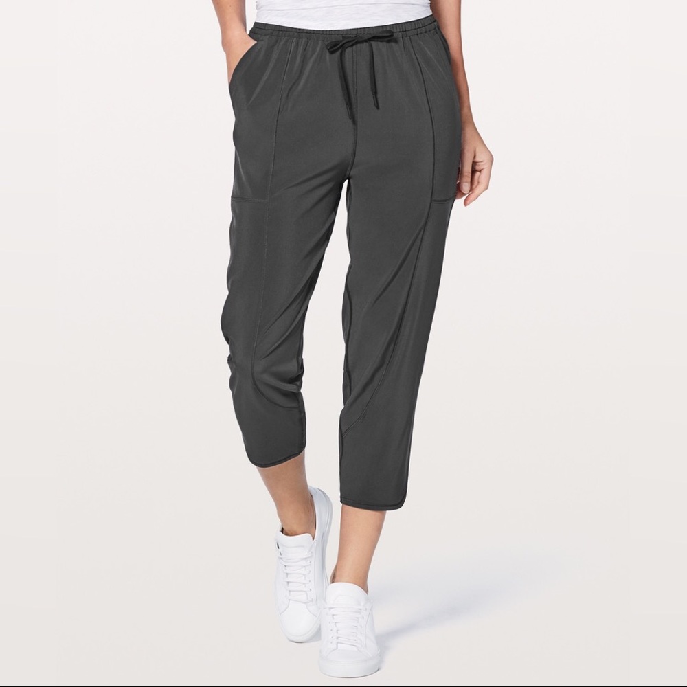 Lululemon Final Play Crop in Grey 23” (NWT)